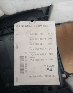 Tunel środkowy podłokietnik VW Touareg 7L0 4