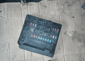 moduł bsm uhc qashqai 1.5 dci 284b7 JD02A