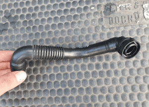 Przewód 038103493AE 03G103426B Rura Waż Dolot Powietrza Turbiny Turbo Rurka Odma 1.9 2.0 TDI  Audi A4 B6 B7 VW 24