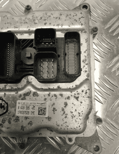 BMW F20 F21 F30 F32 F36 STEROWNIK KOMPUTER SILNIKA DME 8639595 4