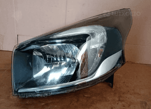 Lampa lewy przód przednia lewa Renault Trafic III Vivaro B 1