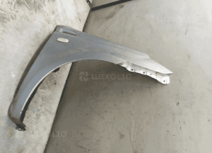 Błotnik przedni przód prawy 92U srebrny  chevrolet aveo lift 3