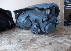 KIA CARENS III 3 LAMPA PRZÓD PRZEDNIA PRAWA LEWA 3