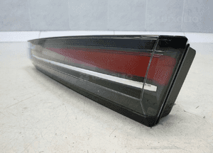 Opel mokka mokka-e ii b lampa prawy tył w klapę 6