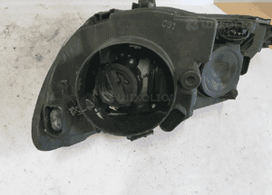 Lampa przednia prawa przód prawo volkswagen golf v 5 plus 10