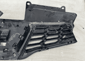 Grill atrapa nissan qashqai J10 lift 62310BR10A kamera 12