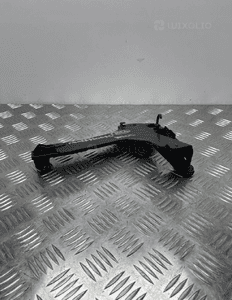 Mercedes c W205 uczwyt mocowanie modułu komfortu A2055450040 3