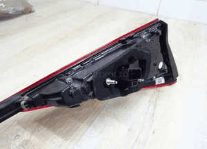 Lampa lewa tył klapy seat tarraco lift 5FJ945095 6