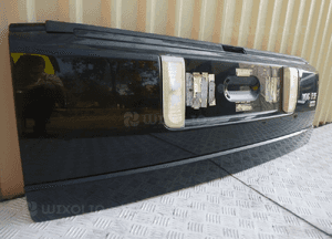 Range rover vogue L322 klapa bagażnika dolna orygi 3