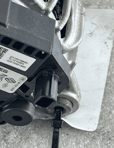ALTERNATOR RENAULT NISSAN 231001993R ORG FV 2