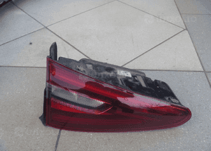 Alfa romeo stelvio lampa tylna lewa w klapę