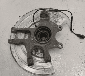 JAGUAR XF X250 3.0 D ZWROTNICA LEWY TYŁ 4