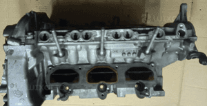 Audi A6 C6  3.0 V6 TFSI głowica silnika prawa  06E103404K 3