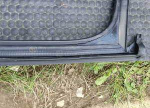Ramka Uszczelka Szyby Drzwi Prowadnica Guma AUDI A4 B8 Sedan Kombi 38