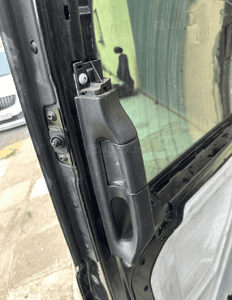 mercedes 447 VITO V klasa  drzwi  prawe  suwane  szyba  lakier 197 czarne 8
