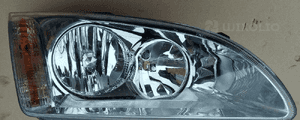 Ford Focus MK2 lampa przod przednia  lewa EU 2
