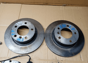 Tarcze hamulcowe klocki czujnik przód przednie Brembo komplet BMW I E81 E87 2