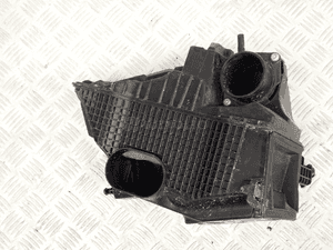Obudowa filtra powietrza  renault  165001258R-B 1