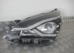 Lampa przednia przód lewa toyota yaris iii 3 lift soczewka 2017-2020 15