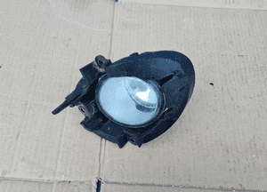 Toyota AVENSIS T27 09-11 halogen kosz prawy 1
