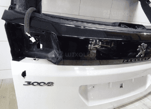 Peugeot 3008 ii klapa bagażnika 9811550177 7
