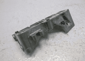 Mitsubishi fuso wspornik mocowanie alternatora 3