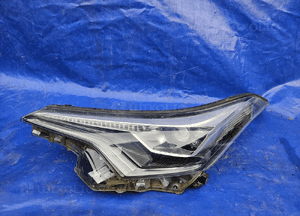 Toyota c-hr chr 16-19r lampa przednia lewa full led 1