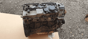 Silnik słupek blok silnika Mercedes Sprinter 2.2 CDI 611981 6