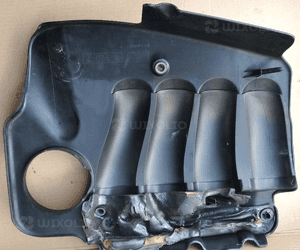 BMW E46 lift 2.0 N42B20A osłona na silnik 2