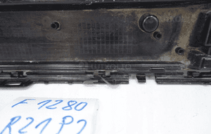Ford fiesta MK8 viii lift 2021- atrapa grill chłodnicy zderzaka NX7B-8200-A 7