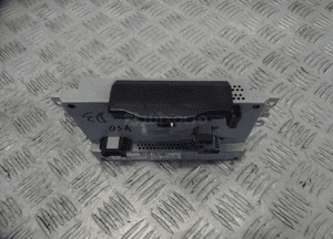 VOLVO V40 D3 014R EKRAN WYŚWIETLACZ 31427183 3