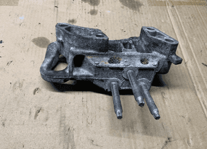Łapa mocowanie silnika Ford Transit Connect 1.5 TDCI XWMB 7V2Q-6030-BB 2
