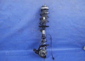 Mcperson prawy zwrotnica Fiat 500L 2013 M-jet