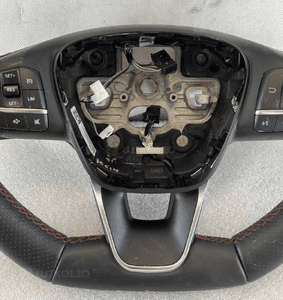 Kierownica skora multi ford fiesta MK8 st line 4