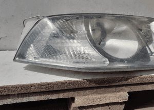 Skoda octavia 2 lampa przód prawa soczewka 2