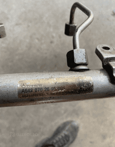Listwa wtryskowa czujnik paliwa Jeep Mercedes 3.0cdi 3.0crd rurki przewody a6420702695 2