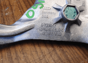Uchwyt 8E0864283 Mocowanie Wspornik Stelaż Podłokietnik Audi A4 B6 B7 Seat Exeo 8E0864283 15