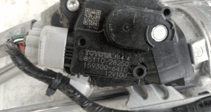 LEXUS CT200H mechanizm wycieraczek przód  85110-28250 3