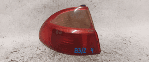 Tyl tylna lampa lewa toyota avensis T22 kombi 1
