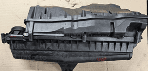 Peugeot 207 308 3008 Citroen C4 1.4 1.6 16V VTi obudowa filtra powietrza V-7534822-80 7609546 8