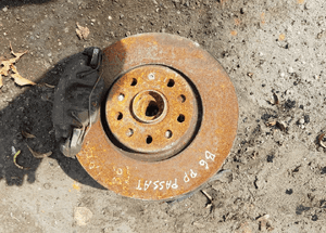 zwrotnica prawa przód passat b 6 2.0 tdi zacisk tarcza