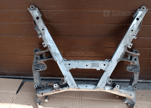 Wózek sanki belka zawieszenia ława BMW E39 Lift 2.5i 2