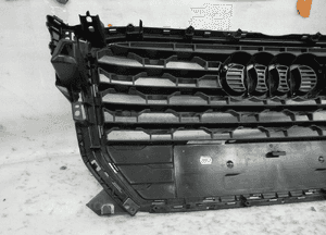 Audi Q2 81A idealny grill atrapa 7