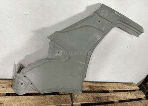 Blotnik tyl tylny prawy suzuki swift MK8 2017- nowka orginalny 2