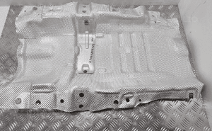 Mercedes W206 osłona termiczna dół A2066808102 2