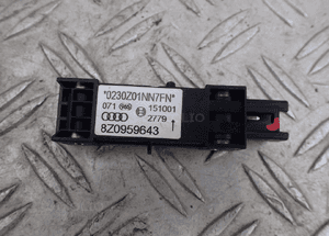 CZUJNIK SENSOR UDERZENIOWY AUDI A2 8Z0959643 RADOM 1
