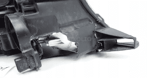 Peugeot 2008 2013- lampa lewy przód lewa przednia 9677810180 10