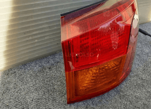 Lexus IS220 IS250 IS350 lampa tył tylna prawa w błotnik oryginał wysyłka! 2