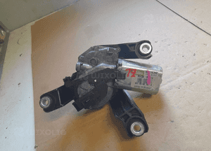 SILNICZEK WYCIERACZKI TYŁ YARIS I 53014212 1