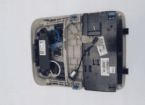 Panel lampka podsufitki opel insignia b 3